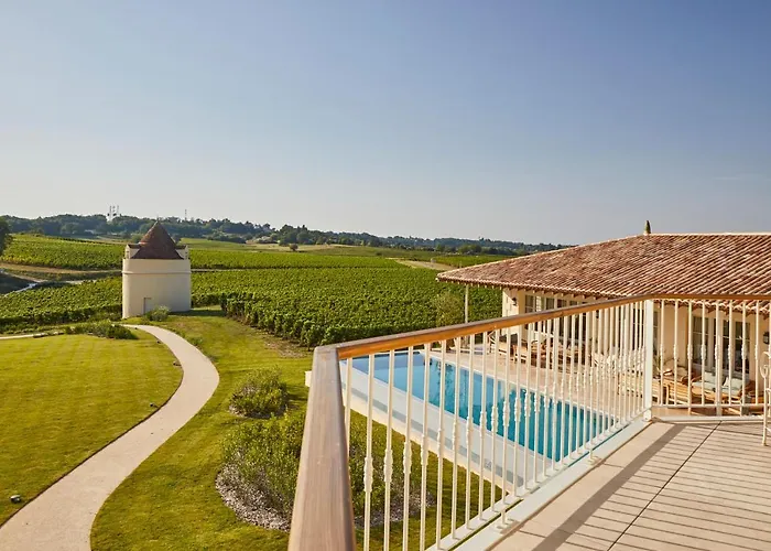 Frühstückspension Chateau De Clotte & Suites *